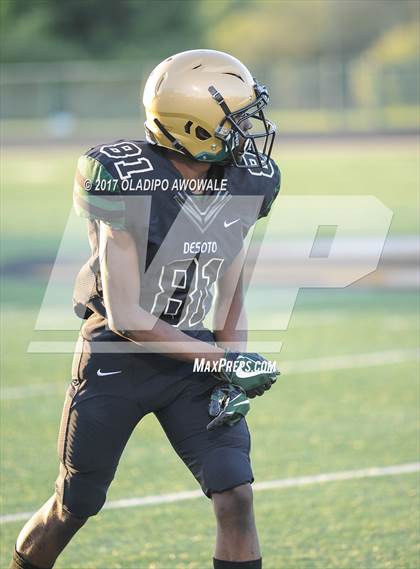 Thumbnail 1 in DeSoto vs MacArthur photogallery.