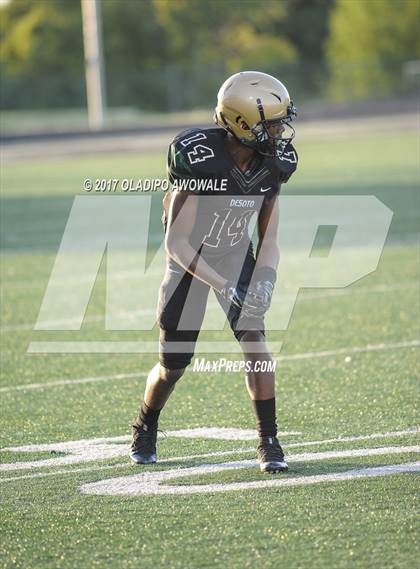 Thumbnail 1 in DeSoto vs MacArthur photogallery.