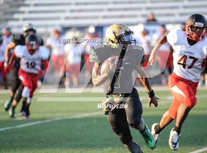 Thumbnail 2 in DeSoto vs MacArthur photogallery.