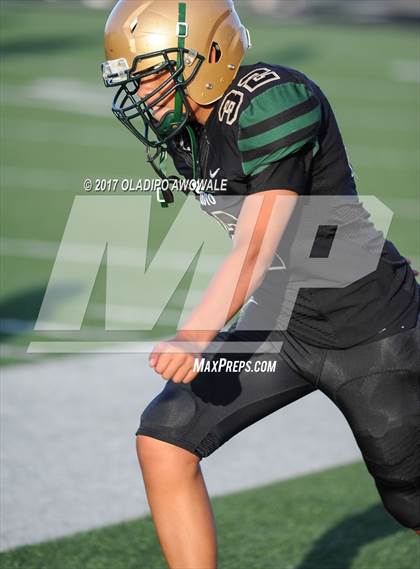 Thumbnail 3 in DeSoto vs MacArthur photogallery.