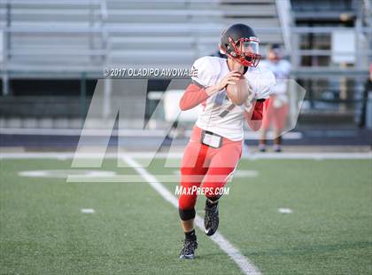 Thumbnail 1 in DeSoto vs MacArthur photogallery.