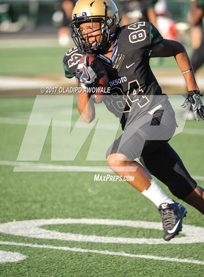 Thumbnail 1 in DeSoto vs MacArthur photogallery.