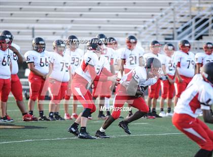 Thumbnail 2 in DeSoto vs MacArthur photogallery.