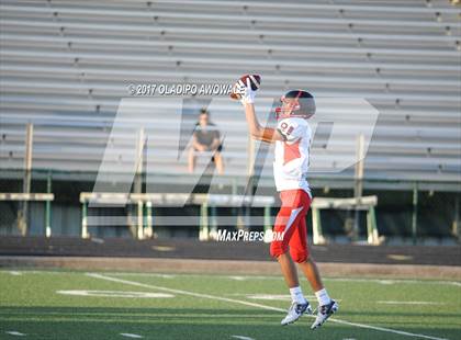 Thumbnail 1 in DeSoto vs MacArthur photogallery.