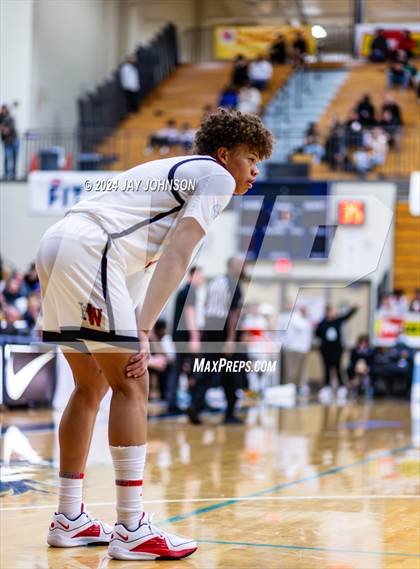 Thumbnail 2 in Harvard-Westlake vs. Liberty (Les Schwab Invitational) photogallery.