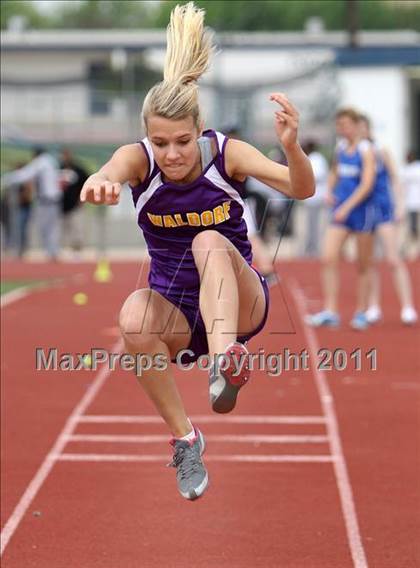 Thumbnail 3 in Pflugerville Panther Relays photogallery.