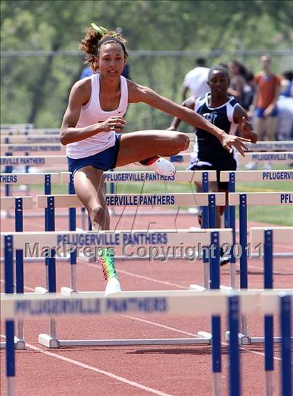 Thumbnail 3 in Pflugerville Panther Relays photogallery.