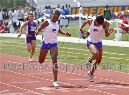 Thumbnail 1 in Pflugerville Panther Relays photogallery.