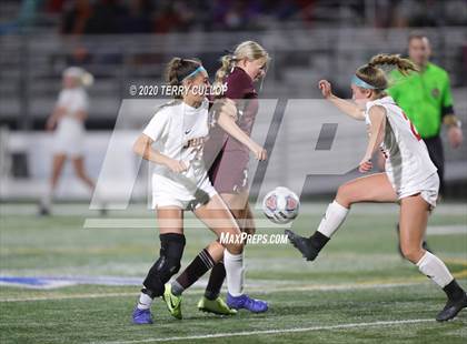 Thumbnail 2 in Judge Memorial vs. Morgan (UHSAA 3A Semifinal) photogallery.