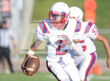 Thumbnail 3 in JV: Beyer @ Davis photogallery.