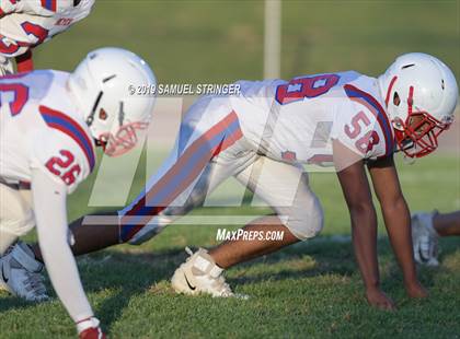 Thumbnail 1 in JV: Beyer @ Davis photogallery.