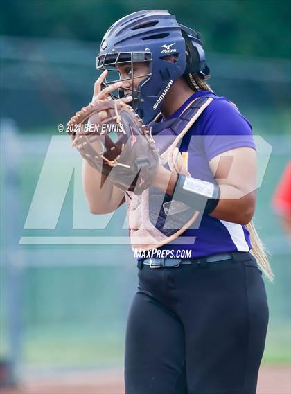 Thumbnail 2 in Woodland vs Hampton photogallery.