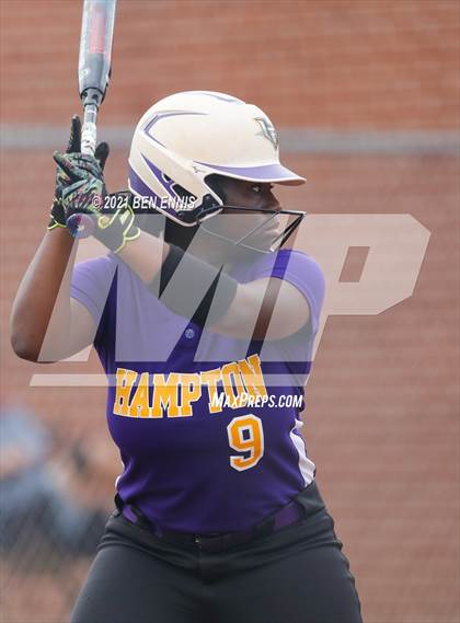Thumbnail 3 in Woodland vs Hampton photogallery.