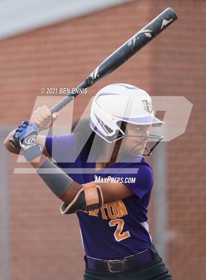Thumbnail 3 in Woodland vs Hampton photogallery.