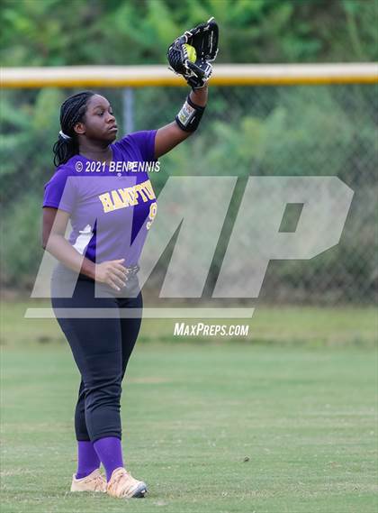 Thumbnail 3 in Woodland vs Hampton photogallery.