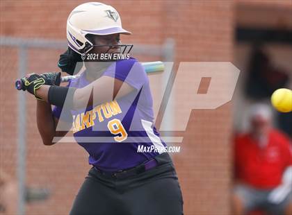 Thumbnail 2 in Woodland vs Hampton photogallery.