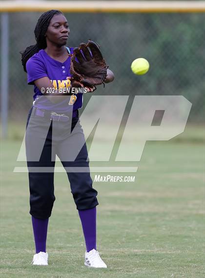 Thumbnail 1 in Woodland vs Hampton photogallery.
