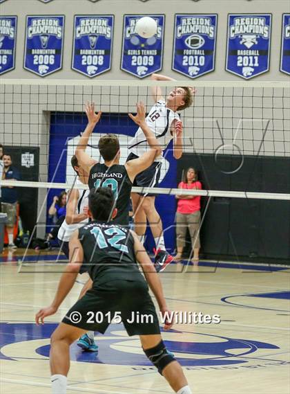 Thumbnail 3 in Brophy College Prep vs. Highland (AIA Division 1 Semifinal)  photogallery.