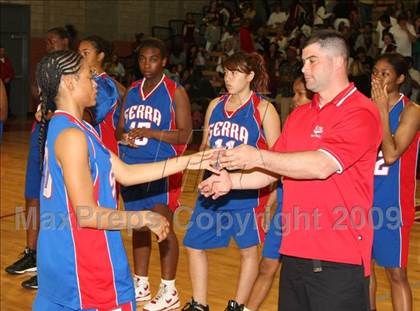Thumbnail 2 in St. Joseph vs. Serra (CIF SS D5-AA Final) photogallery.