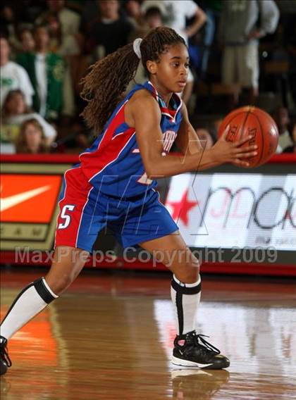 Thumbnail 3 in St. Joseph vs. Serra (CIF SS D5-AA Final) photogallery.