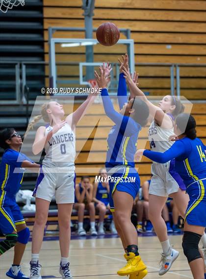 Thumbnail 3 in Grossmont @ Carlsbad photogallery.
