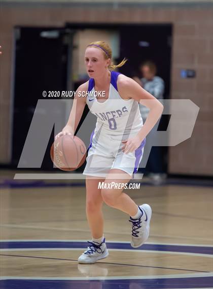 Thumbnail 1 in Grossmont @ Carlsbad photogallery.