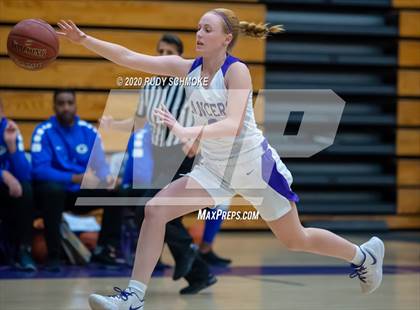 Thumbnail 3 in Grossmont @ Carlsbad photogallery.