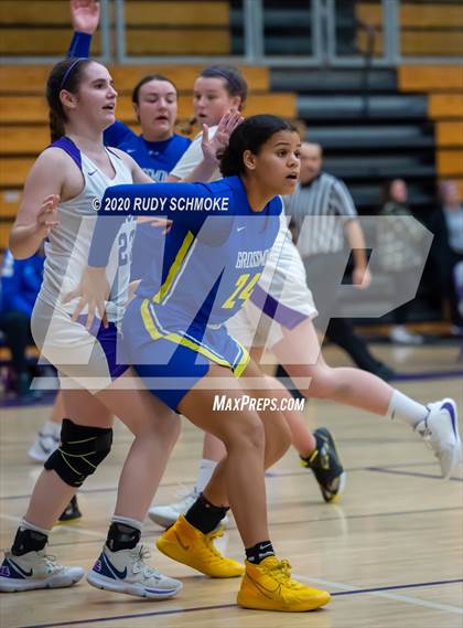 Thumbnail 1 in Grossmont @ Carlsbad photogallery.