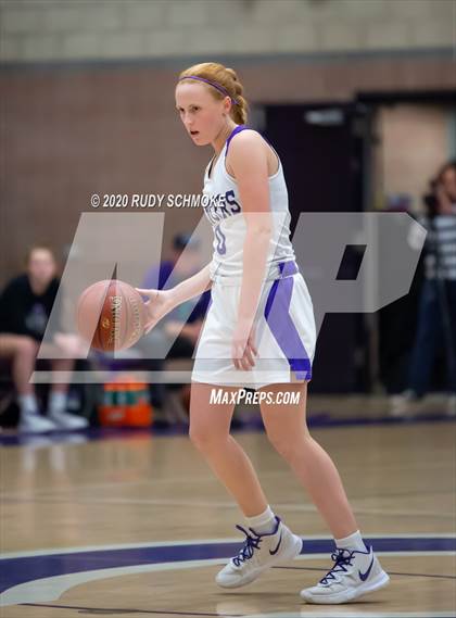 Thumbnail 2 in Grossmont @ Carlsbad photogallery.