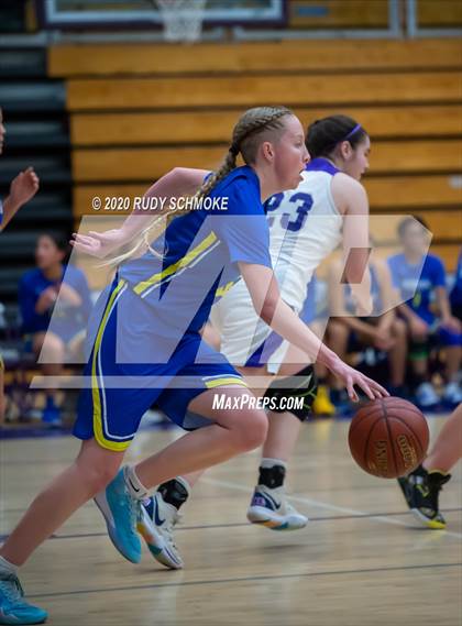Thumbnail 2 in Grossmont @ Carlsbad photogallery.