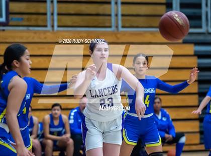 Thumbnail 1 in Grossmont @ Carlsbad photogallery.