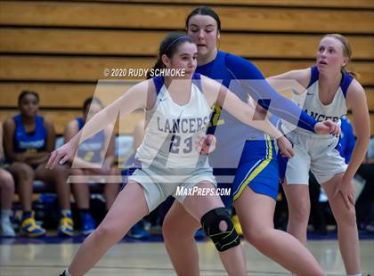 Thumbnail 1 in Grossmont @ Carlsbad photogallery.