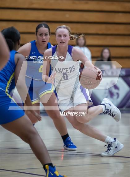 Thumbnail 3 in Grossmont @ Carlsbad photogallery.