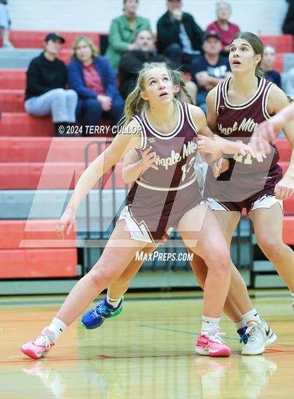 Thumbnail 3 in Maple Mountain @ Spanish Fork photogallery.
