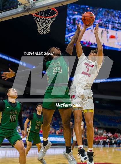 Thumbnail 3 in Hitchcock vs Cole (UIL 3A Basketball Semifinal) photogallery.