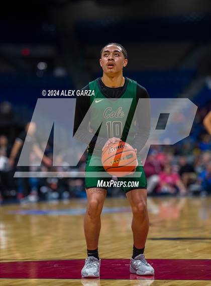 Thumbnail 3 in Hitchcock vs Cole (UIL 3A Basketball Semifinal) photogallery.