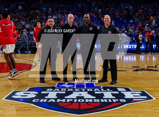 Photo 1 in the Hitchcock vs Cole (UIL 3A Basketball Semifinal) Photo ...