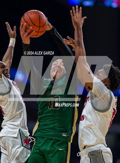 Thumbnail 2 in Hitchcock vs Cole (UIL 3A Basketball Semifinal) photogallery.