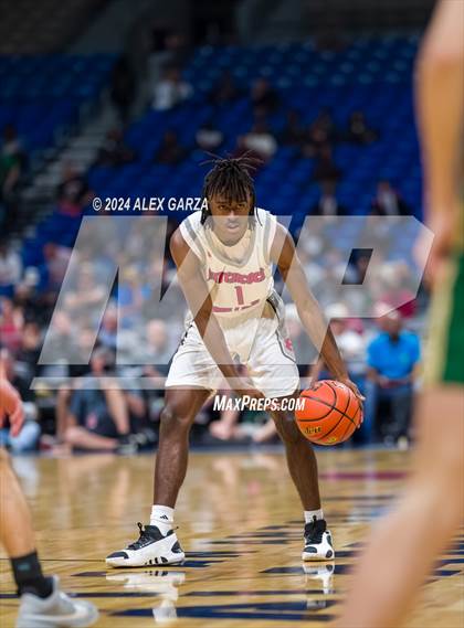 Thumbnail 2 in Hitchcock vs Cole (UIL 3A Basketball Semifinal) photogallery.