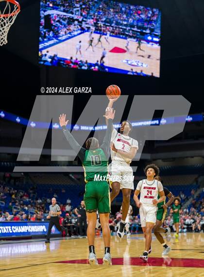 Thumbnail 2 in Hitchcock vs Cole (UIL 3A Basketball Semifinal) photogallery.