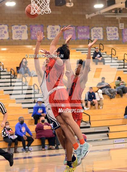 Thumbnail 3 in San Dieguito Academy vs. Colony (Mariko Memorial Classic) photogallery.