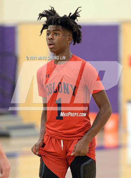 Thumbnail 3 in San Dieguito Academy vs. Colony (Mariko Memorial Classic) photogallery.