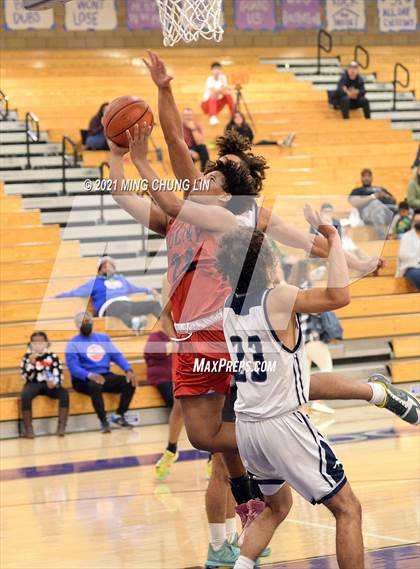 Thumbnail 2 in San Dieguito Academy vs. Colony (Mariko Memorial Classic) photogallery.