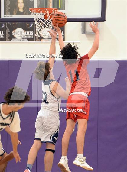 Thumbnail 3 in San Dieguito Academy vs. Colony (Mariko Memorial Classic) photogallery.