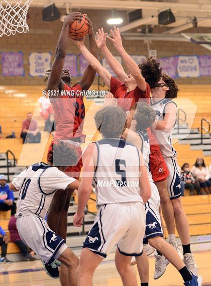 Thumbnail 1 in San Dieguito Academy vs. Colony (Mariko Memorial Classic) photogallery.