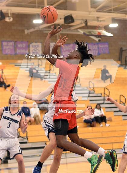 Thumbnail 3 in San Dieguito Academy vs. Colony (Mariko Memorial Classic) photogallery.