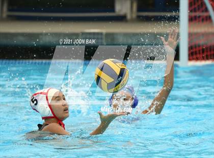 Thumbnail 1 in St. Ignatius vs Gunn (Amanda Mac Invitational) photogallery.
