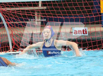 Thumbnail 2 in St. Ignatius vs Gunn (Amanda Mac Invitational) photogallery.