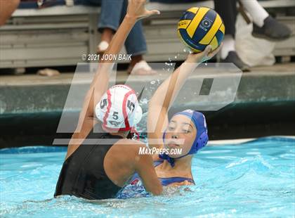 Thumbnail 3 in St. Ignatius vs Gunn (Amanda Mac Invitational) photogallery.