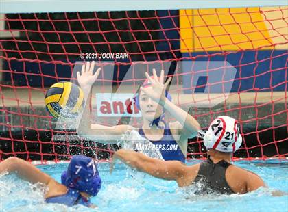 Thumbnail 2 in St. Ignatius vs Gunn (Amanda Mac Invitational) photogallery.